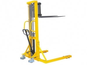 APILAD MANU PAL/INT 1000KG LEV 1.6 MT NY